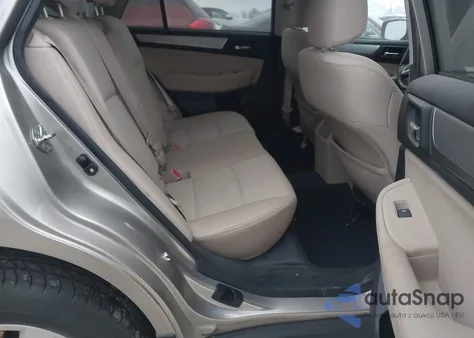 2015 Subaru Outback 2.5I Premium z USA, uszkodzony, nr VIN 4S4BSACC2F3352935